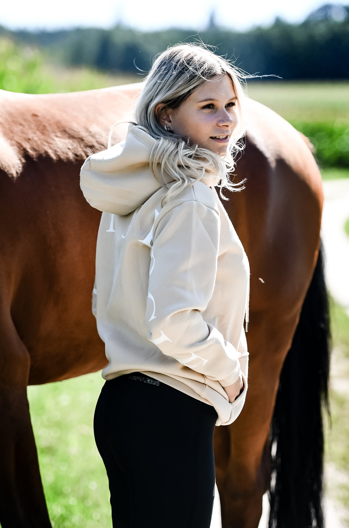 Josy Hoody